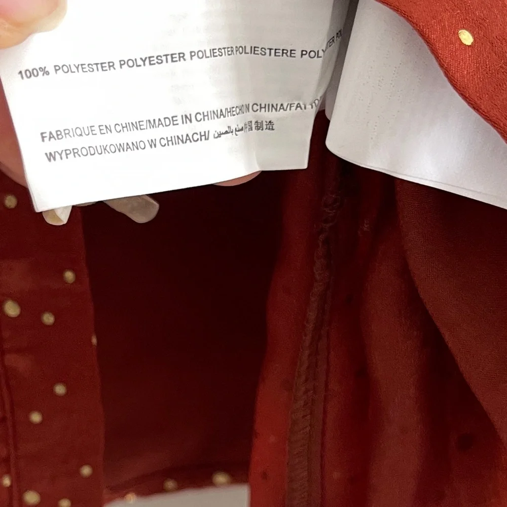 Q2 Womens Blouse Size Medium Orange Gold Polkadot Silky Top - Picture 4 of 11